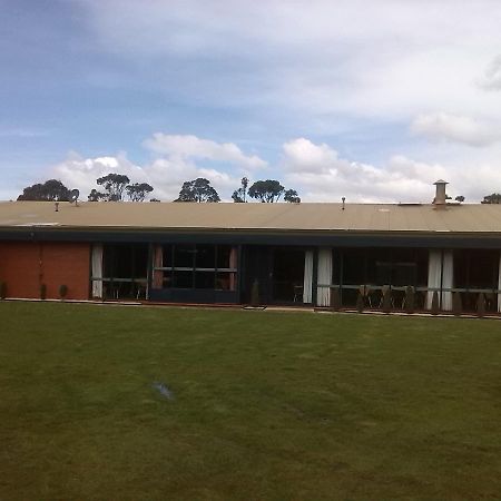 Tandara Motor Inn Triabunna Bagian luar foto